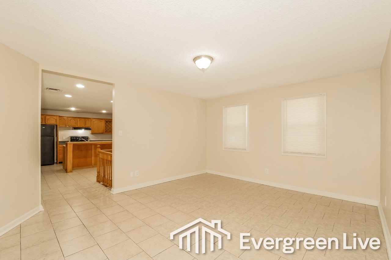 8155 Holmes Road - Photo 6 of 15