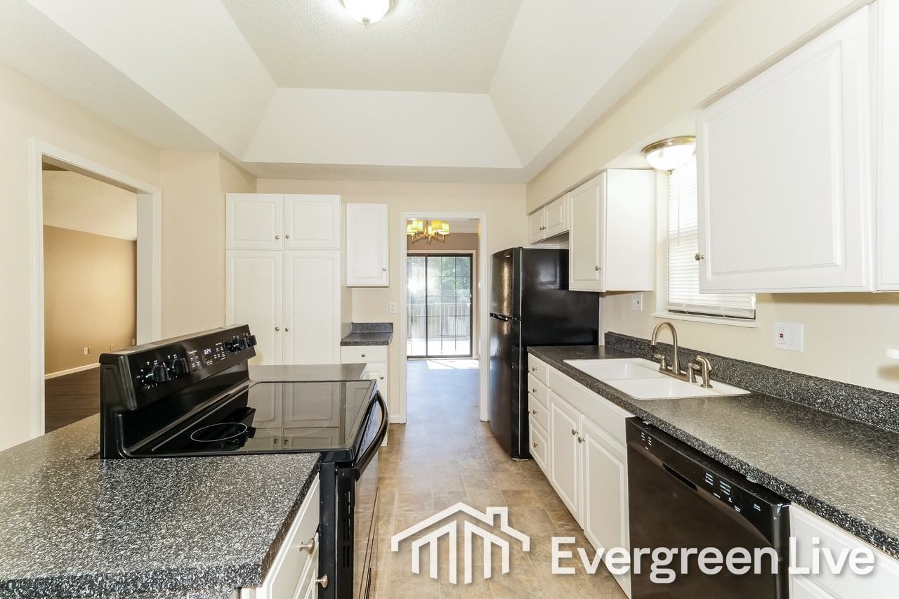 9133 E 90th Ter - Photo 6 of 15