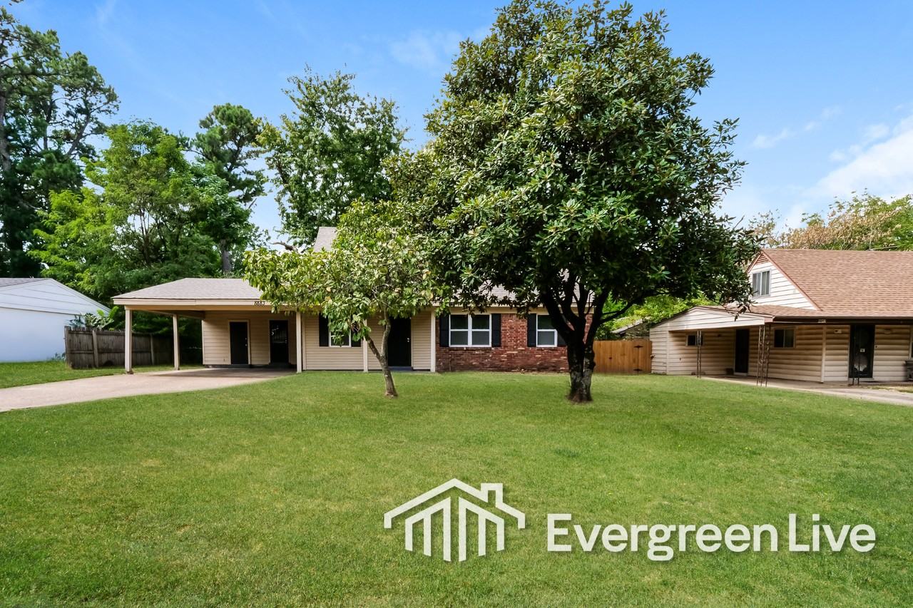 8883 Whitworth St - Photo 3 of 16