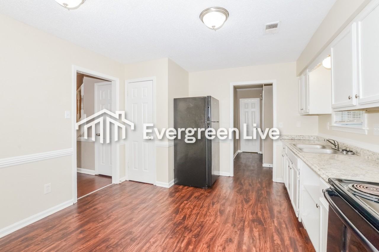 4930 Blue Wing St - Photo 7 of 16