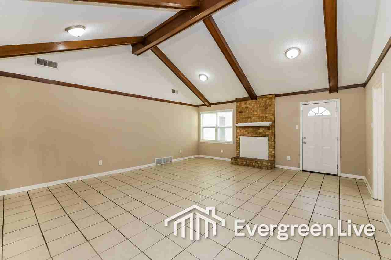 6350 Midsummer Way - Photo 3 of 15