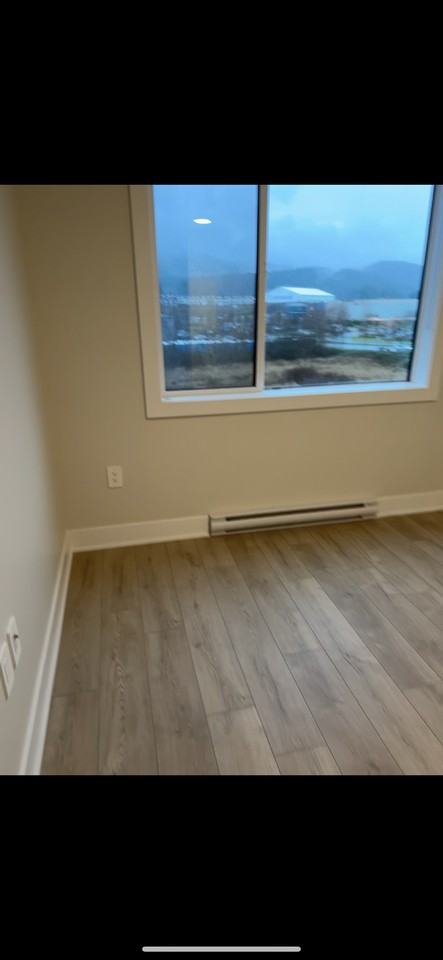 1371 Goldstream Ave - Photo 3 of 11