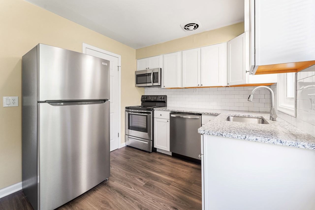 Huron River Shelby - Photo 2 of 11