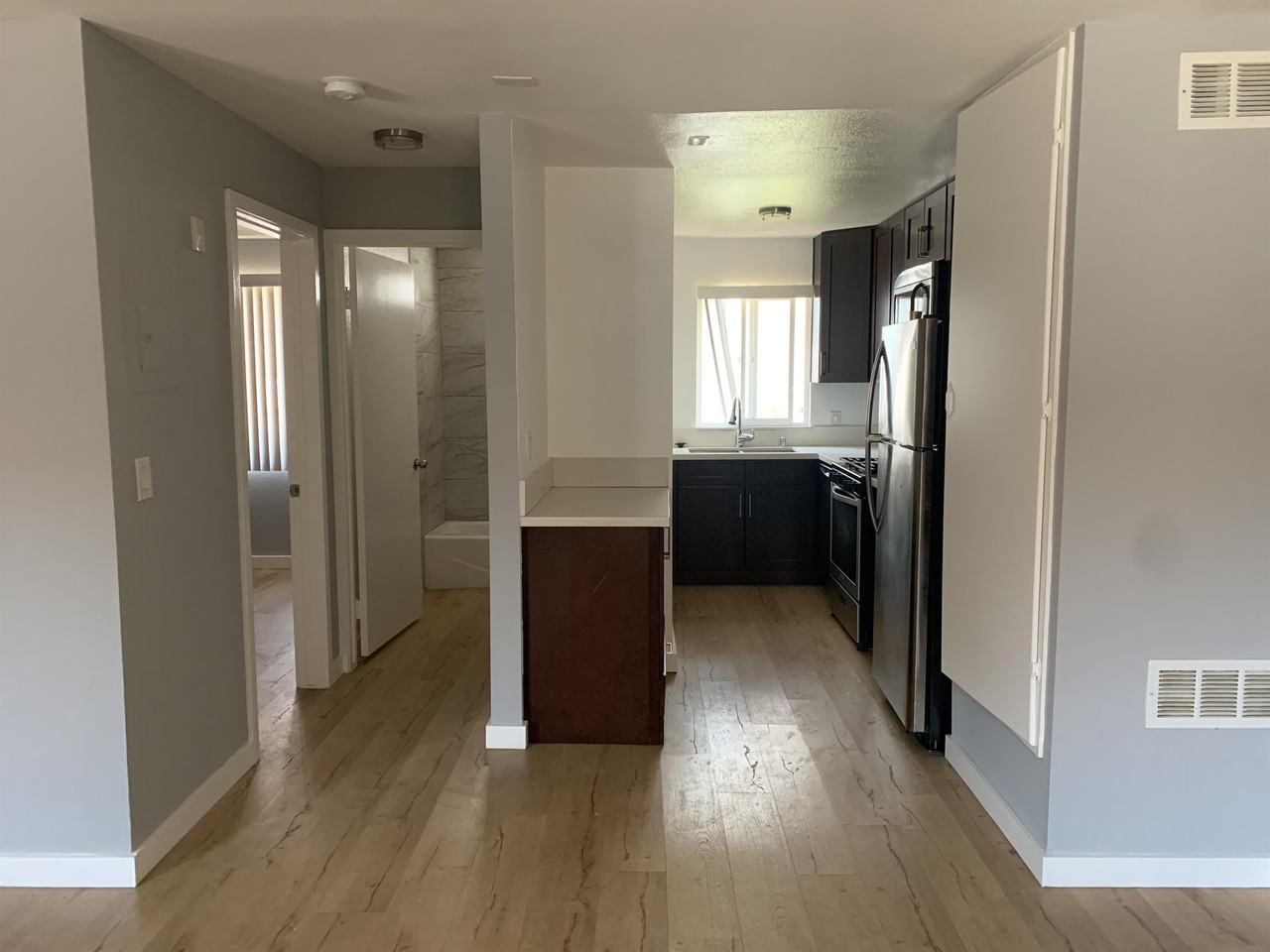 4317 - 4323 Perlita Ave - Photo 3 of 39