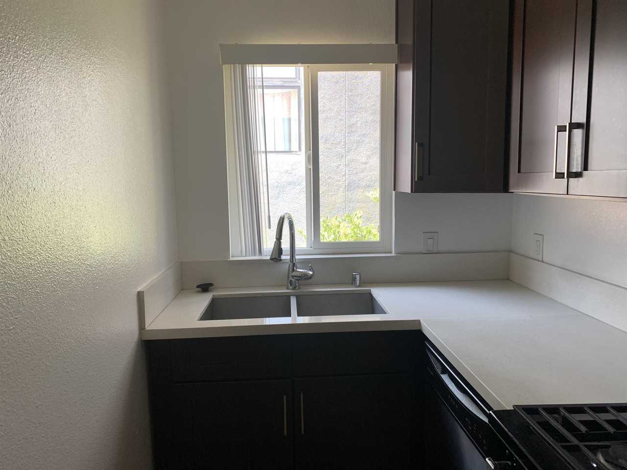 4317 - 4323 Perlita Ave - Photo 5 of 39