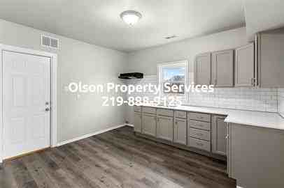 4241 Dearborn Avenue unit 2 - Photo 7 of 9