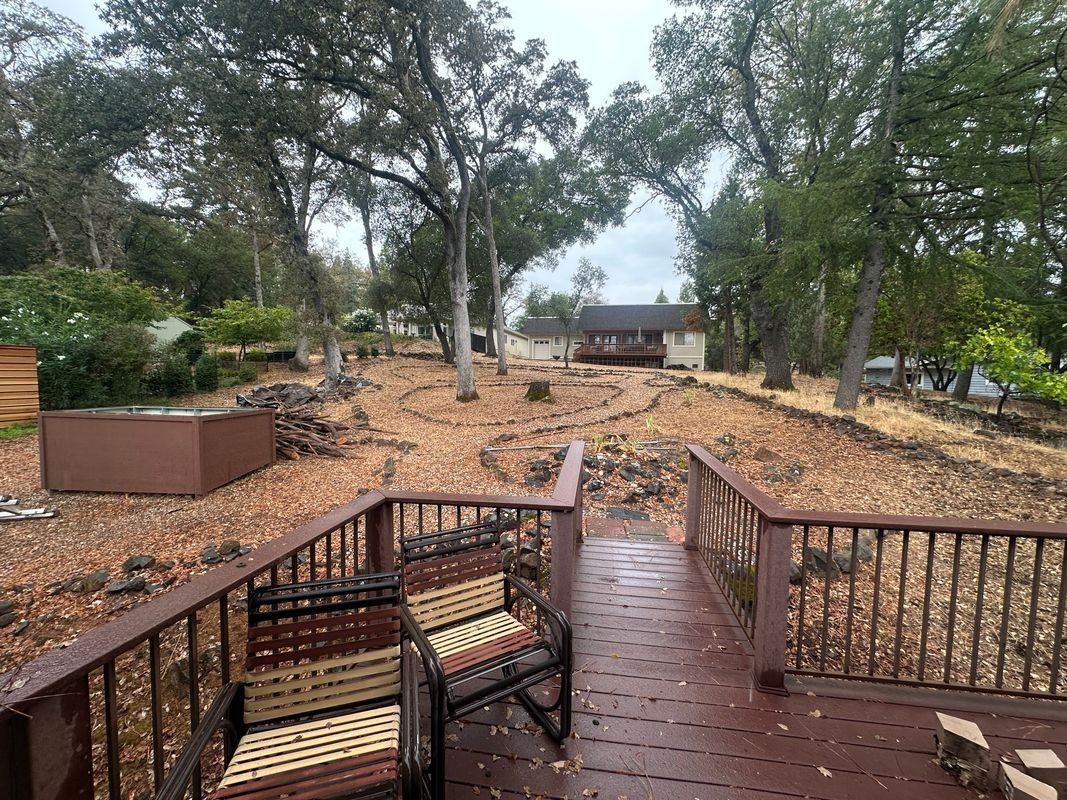 11374 Lakeshore N - Photo 3 of 3