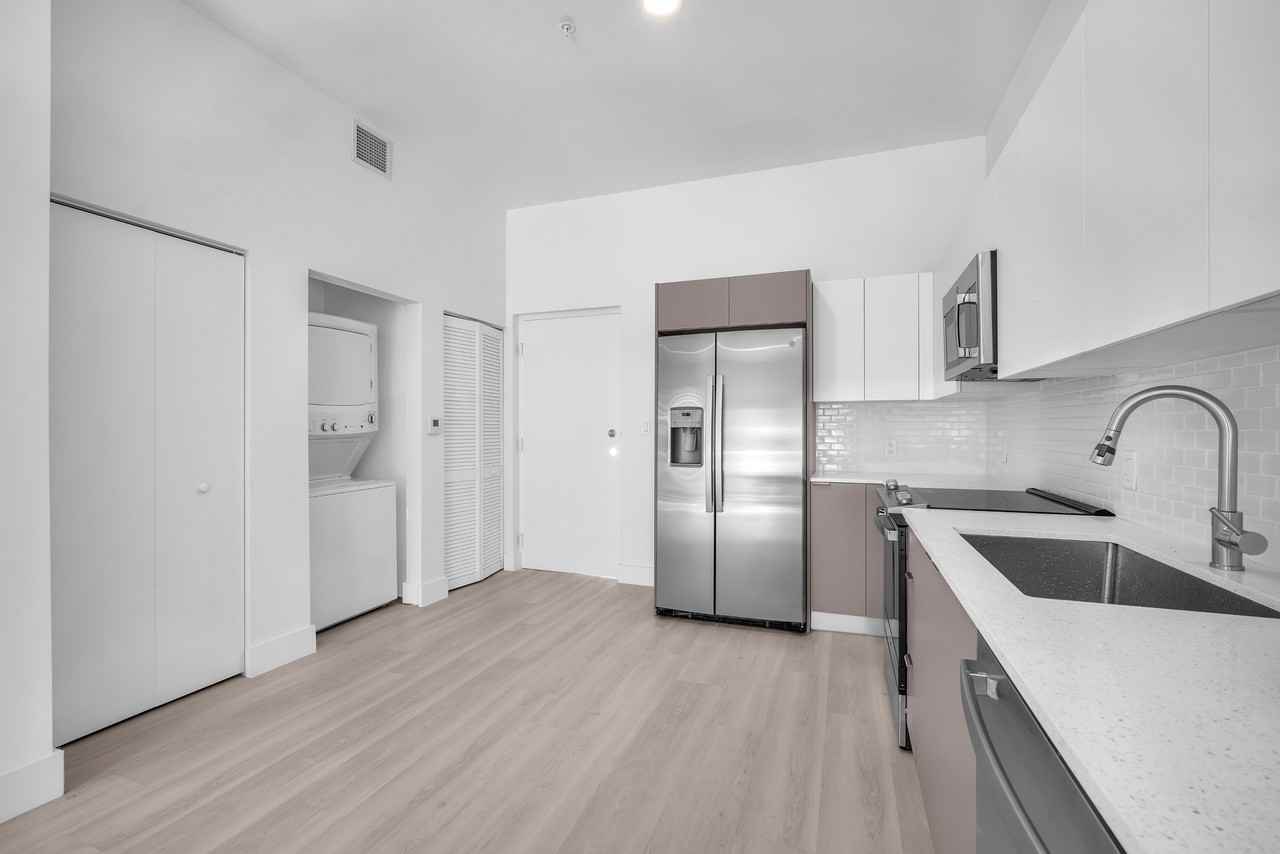 500 North Dixie Highway - Photo 2 of 12