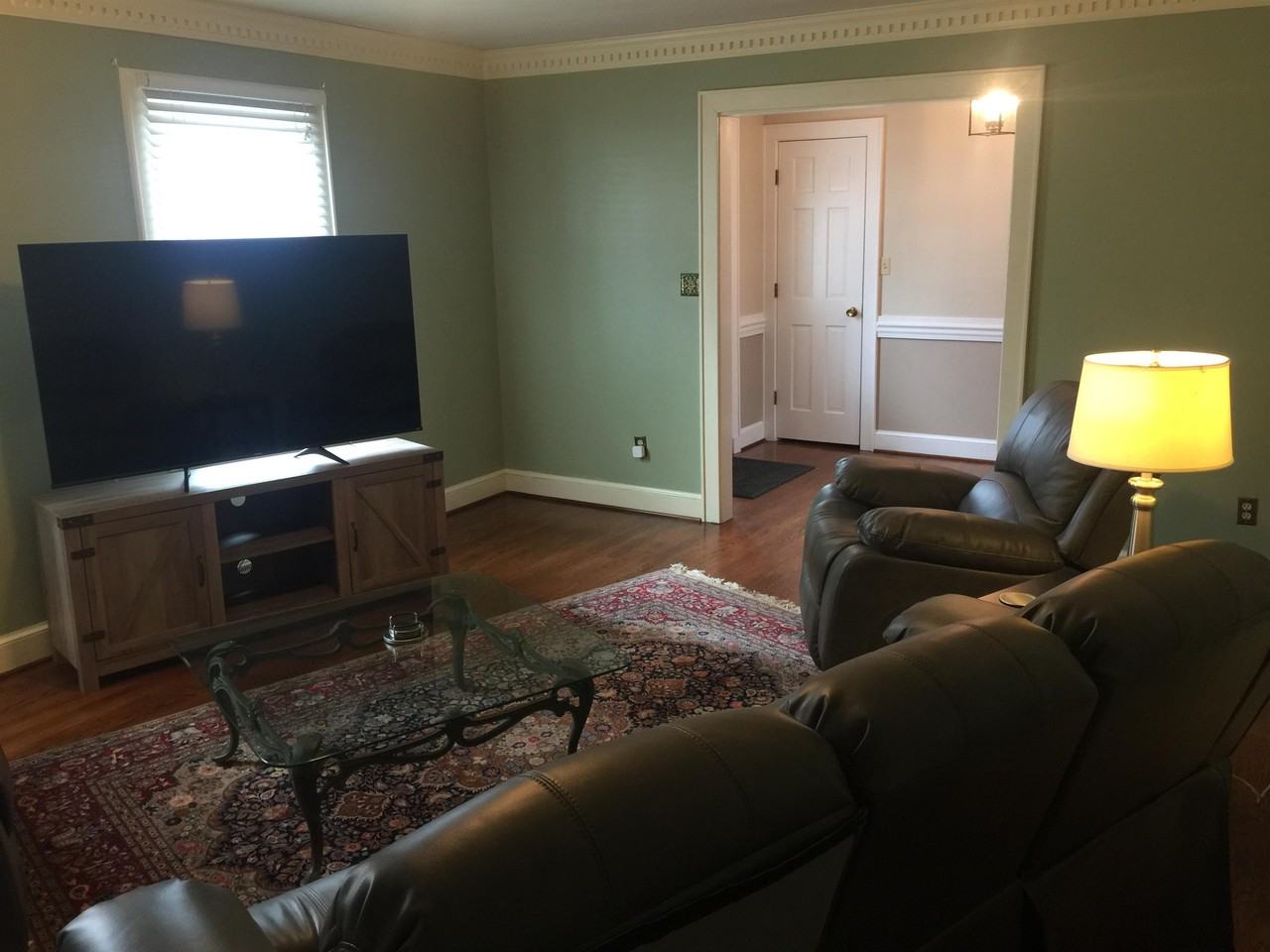 842 Spring Valley Dr - Photo 2 of 28