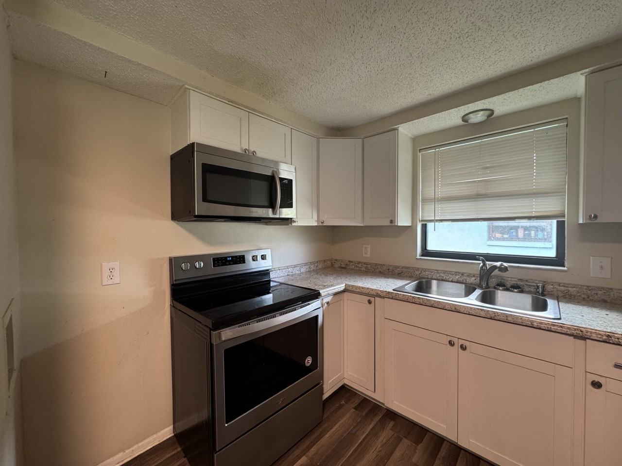 207ShoreTB - Photo 5 of 12