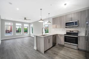 featured image of 821 East 61st Street