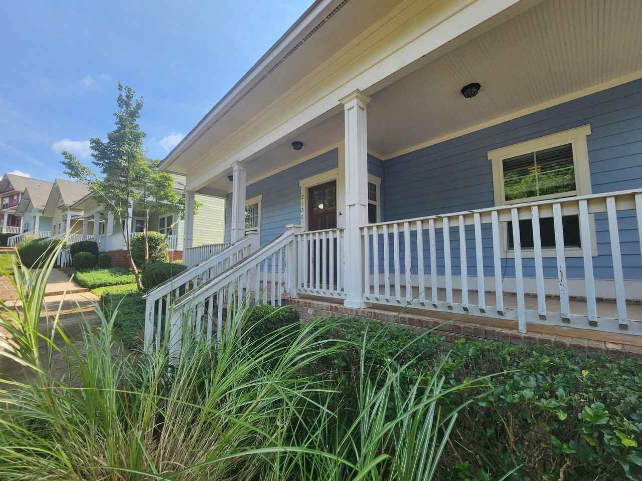 2120 Lakeside Drive - Photo 5 of 22