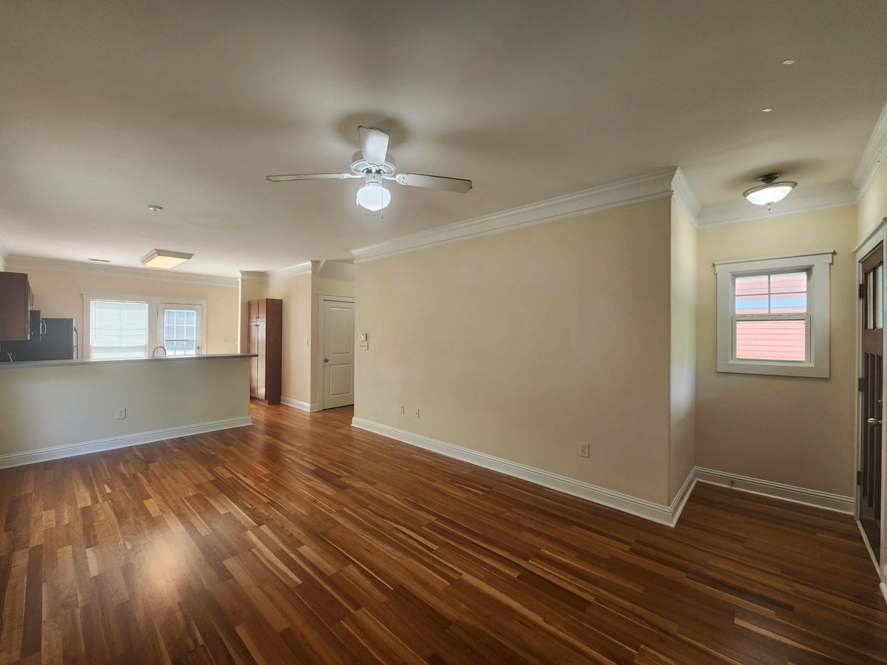 2120 Lakeside Drive - Photo 7 of 22