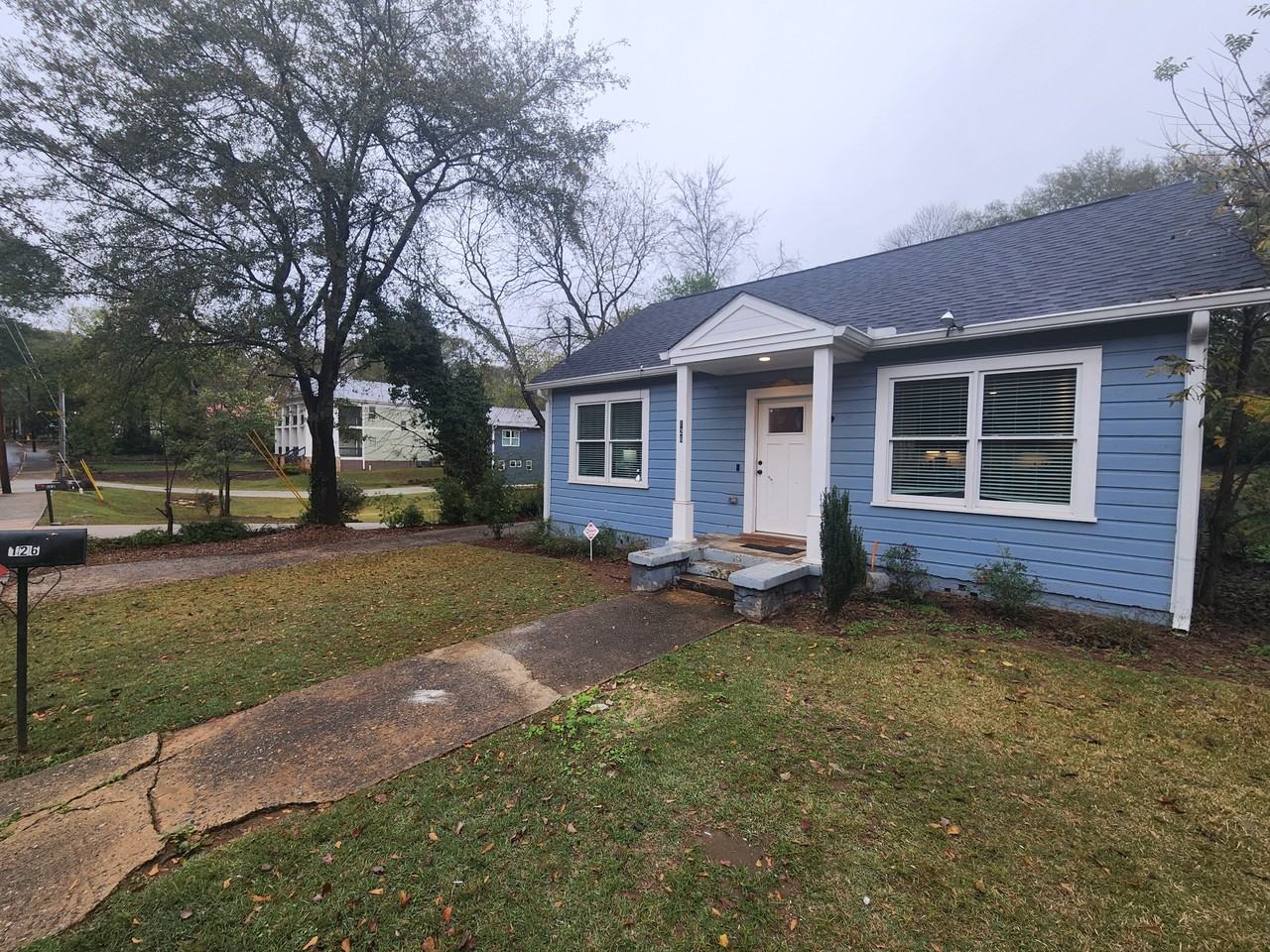 126 North Poplar Street - Photo 6 of 22