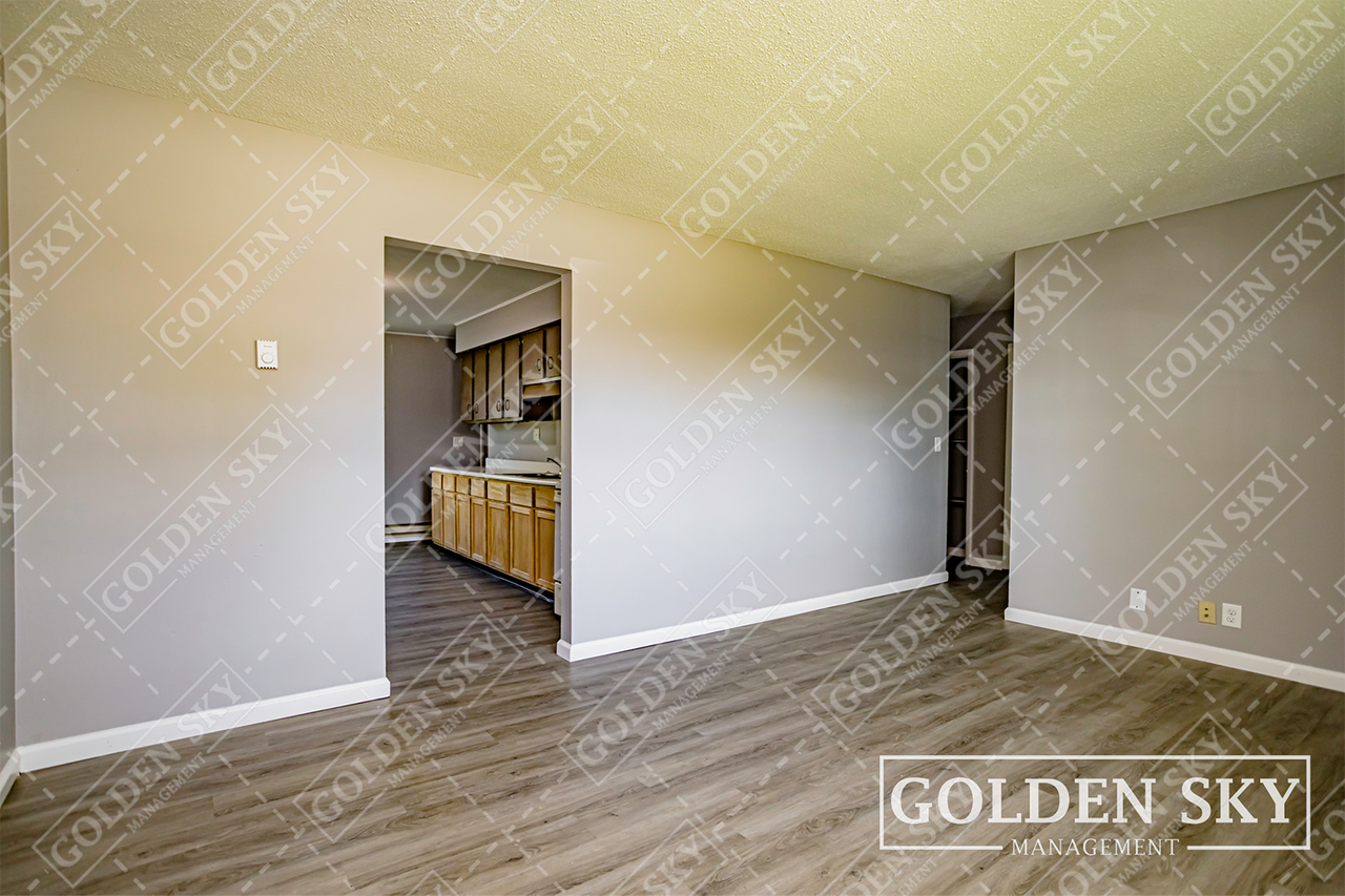 111 South Keystone Circle - Photo 4 of 13
