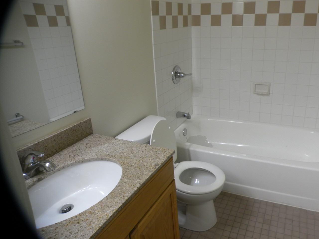 508 W. Queen Lane - Photo 5 of 7