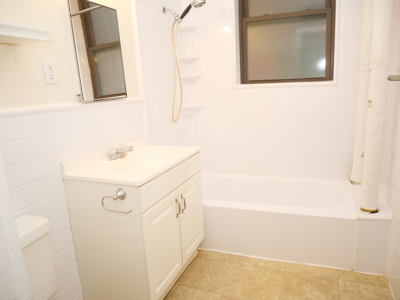 1382 Beacon Street - Photo 6 of 22