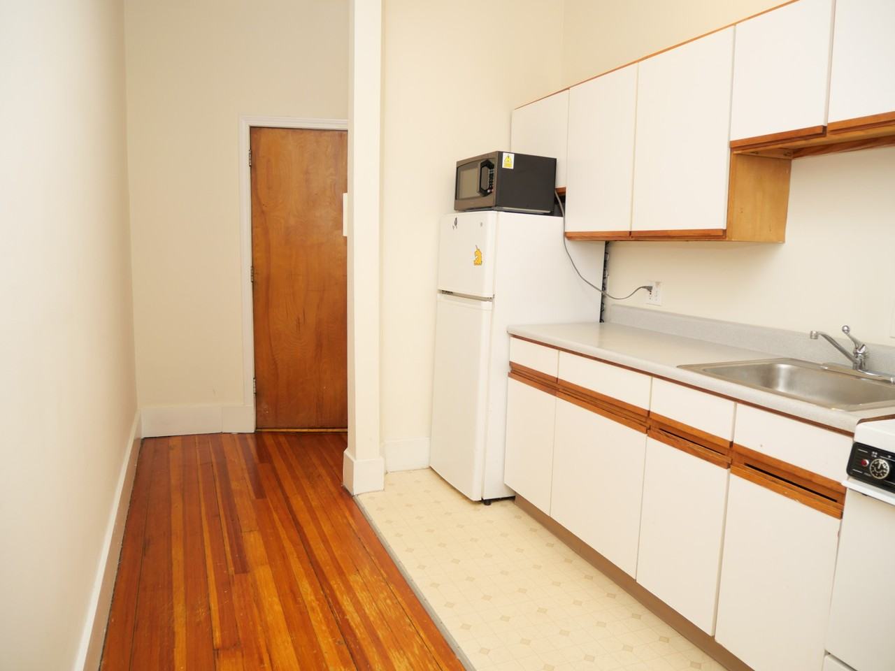 1382 Beacon Street - Photo 2 of 18