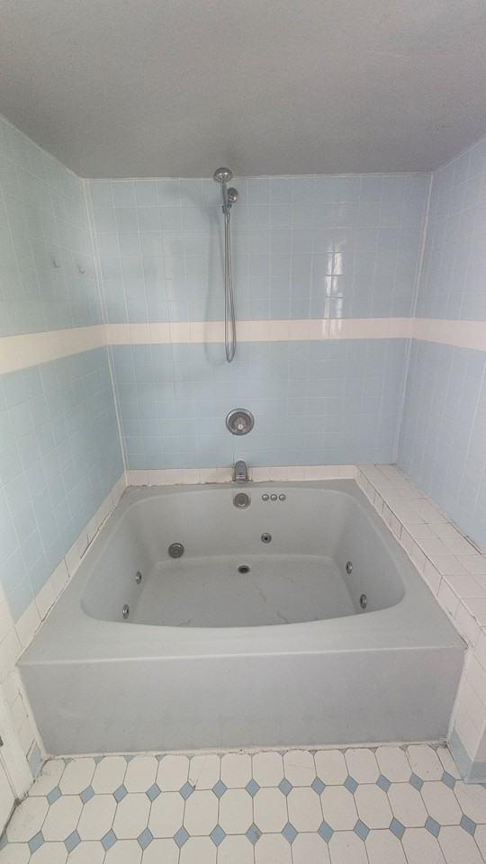 2400 Albany Street - Photo 7 of 12