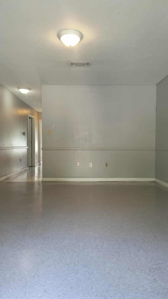 W. Short 3rd - Photo 4 of 24