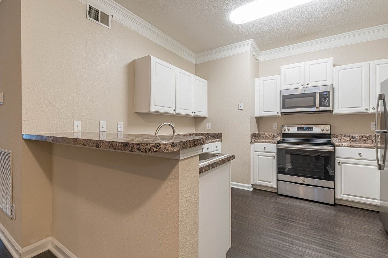 Villas at Newnan Crossing - Photo 2 of 42