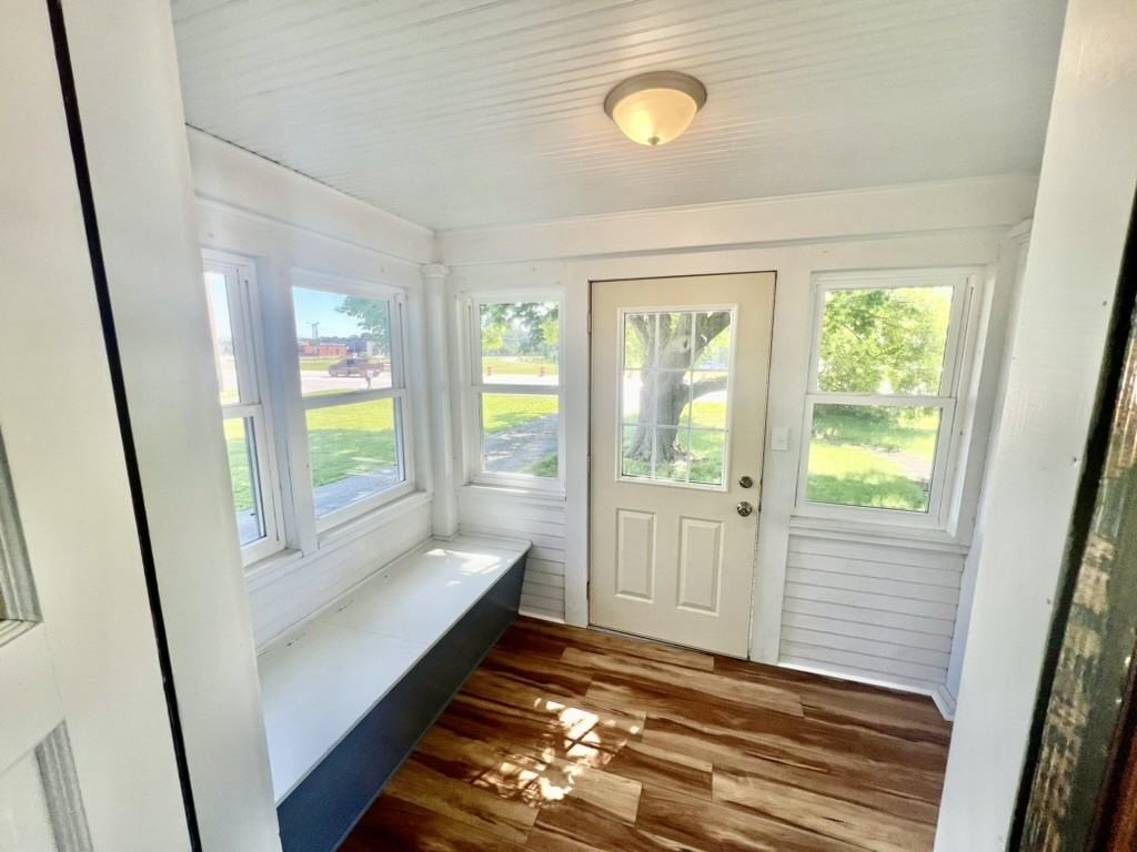 1032 N Rapids Road - Photo 3 of 13