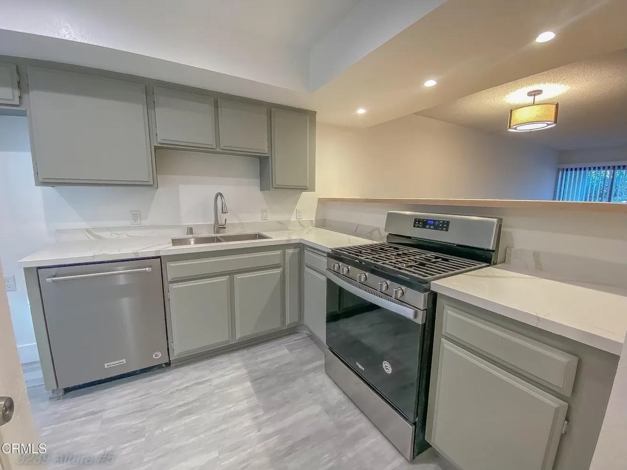 Altura Avenue 3239 - Photo 2 of 9