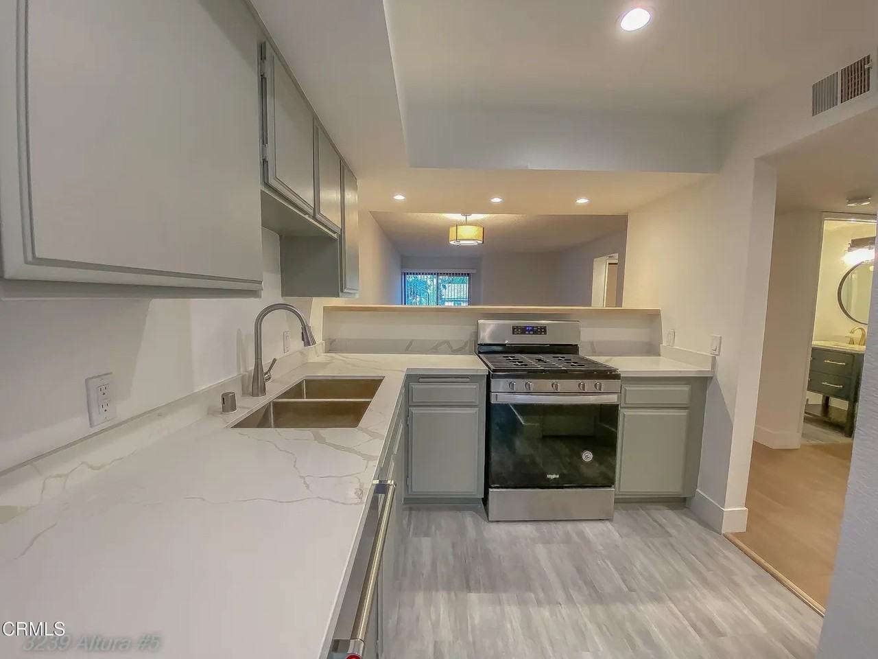 Altura Avenue 3239 - Photo 3 of 9