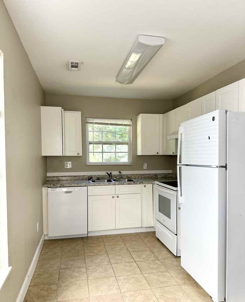 1705 Ogle Road - Photo 2 of 6