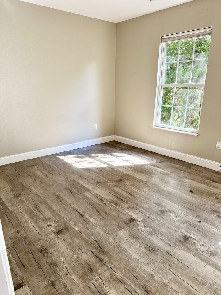 1705 Ogle Road - Photo 3 of 6