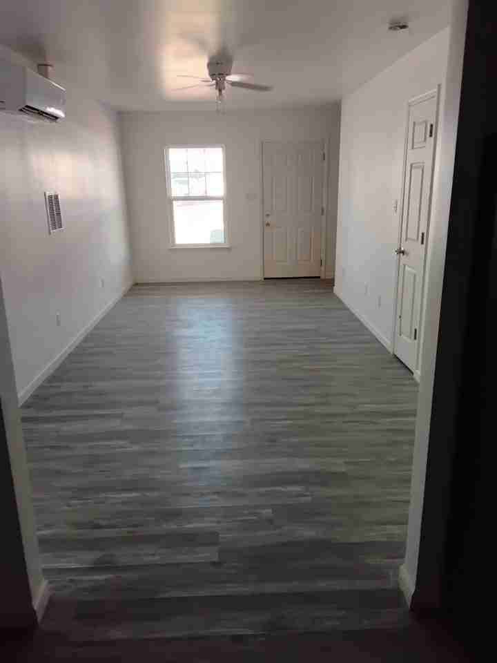 7633 Blackberry Ln - Photo 4 of 11