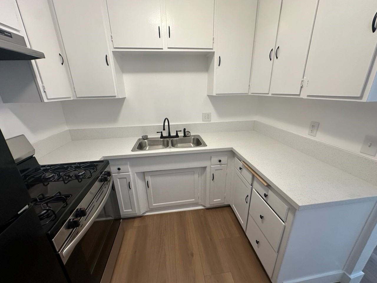 15235 Chase St. - Photo 6 of 9