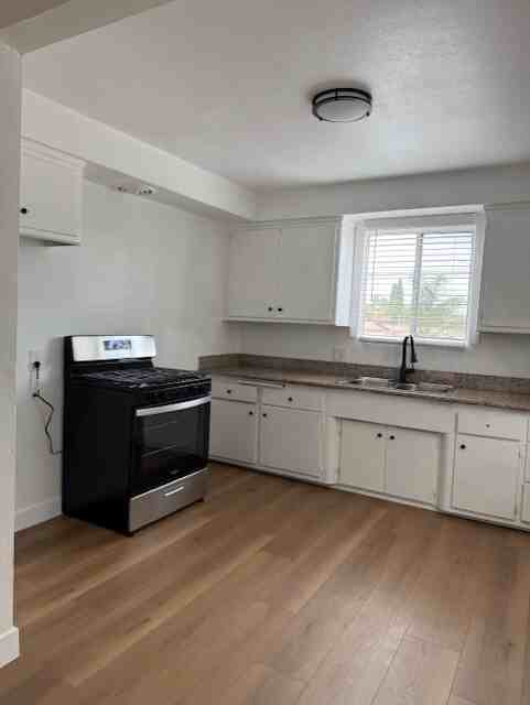 8317 S. Western Ave. - Photo 3 of 25