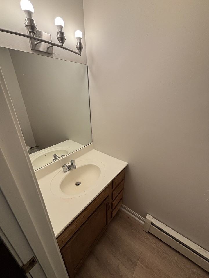 203 South Main Street - Photo 7 of 20