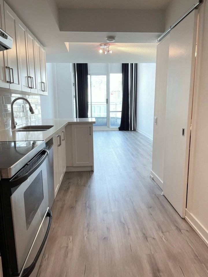 77 Lombard St #LPH2 - Photo 7 of 21