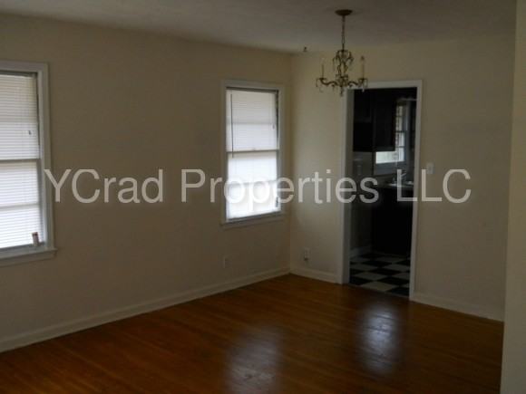 2023 Wells Dr SW - Photo 2 of 3