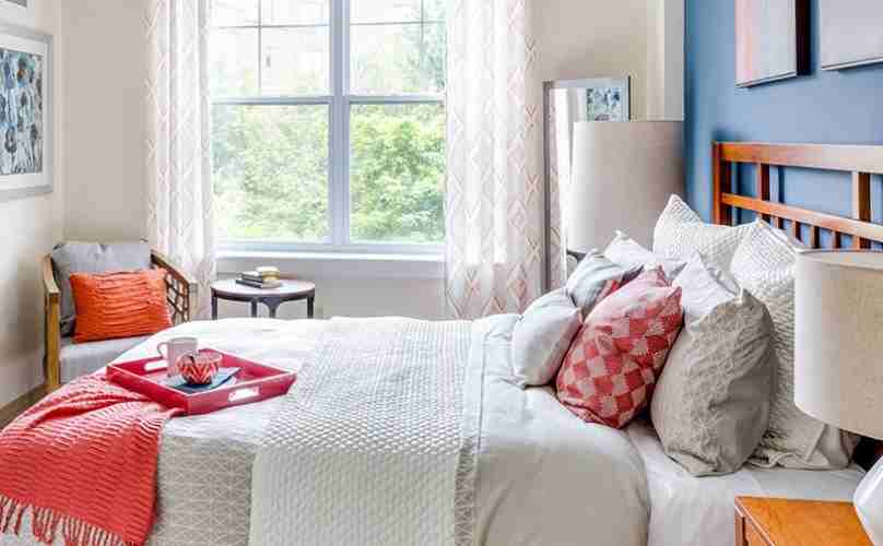 1940 Washington St - Photo 4 of 16