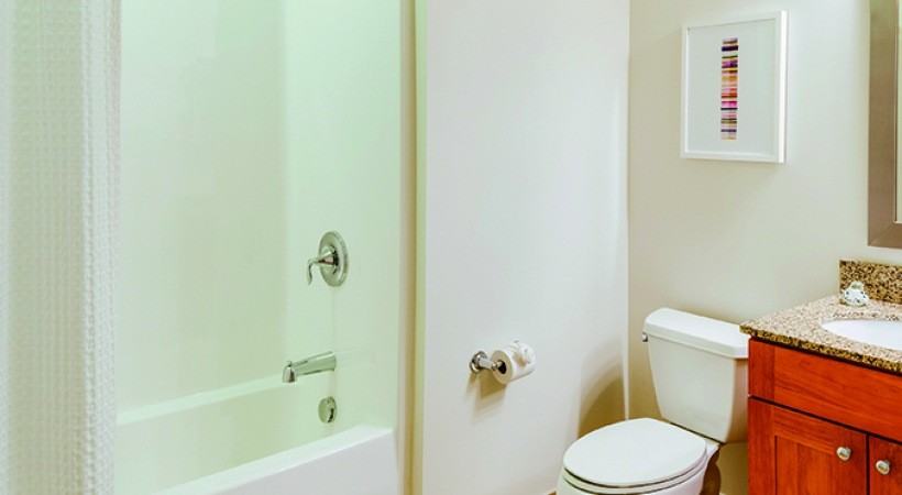 1940 Washington St - Photo 5 of 16