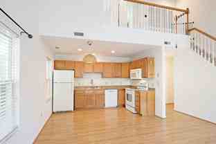 118 Greenwich Ct - Photo 1 of 1