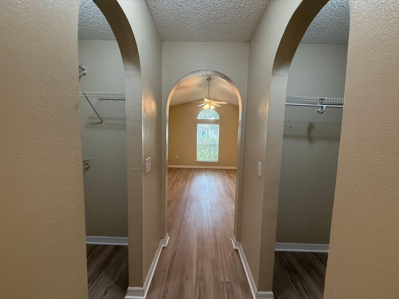 3216 Tealwood Ter - Photo 6 of 15