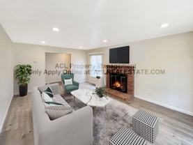 24915 Mead Way - Photo 1 of 1