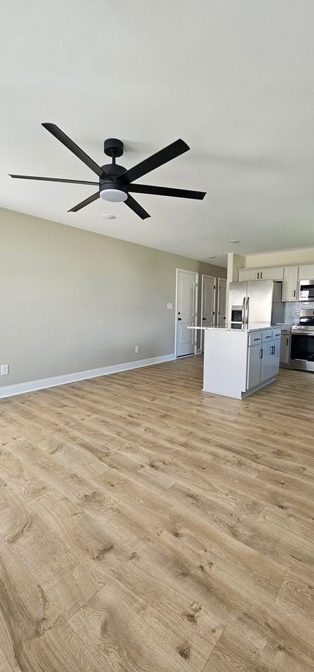 2220 Remington Court - Photo 2 of 20