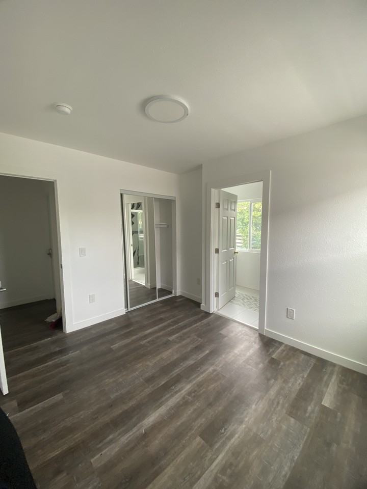 1672 W 36th St #2 - Photo 2 of 6