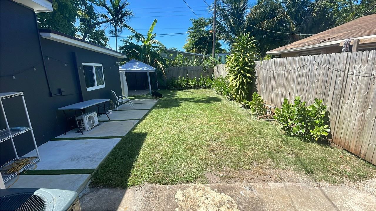 451 Nw 82nd St #NA - Photo 3 of 14