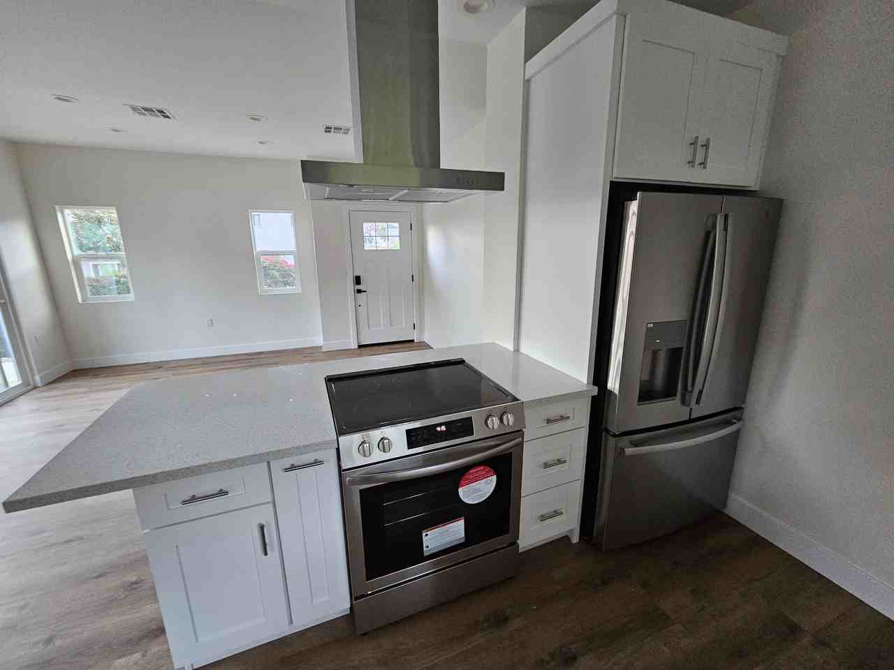 1158 W 1st St #NA - Photo 6 of 27