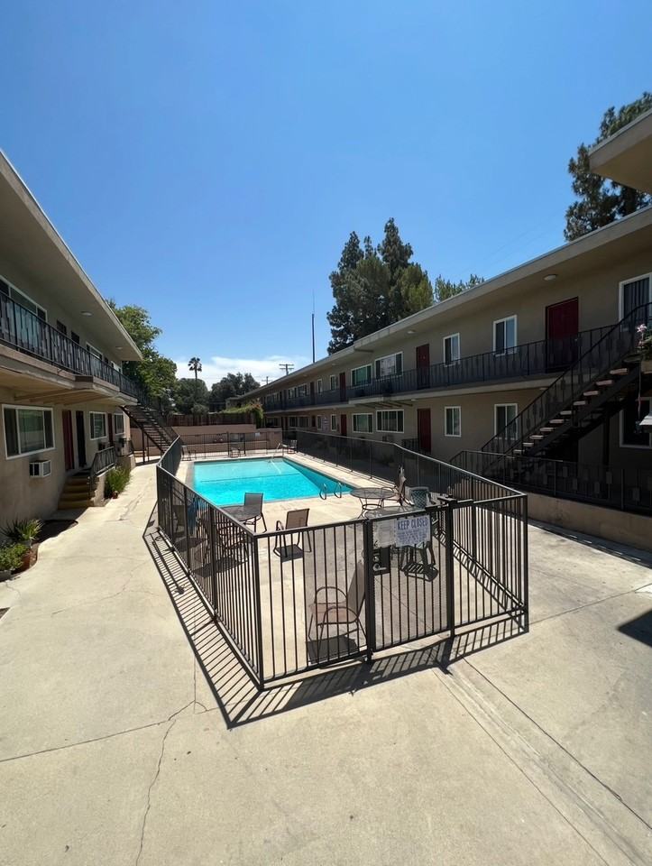 333 N Rockvale Ave #25 - Photo 7 of 8