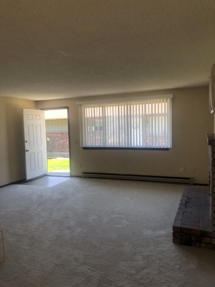 1928 East Bridgeport Avenue #NA - Photo 5 of 17