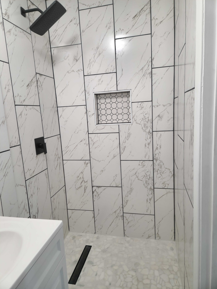 2425 Sherwood Dr #A - Photo 2 of 6