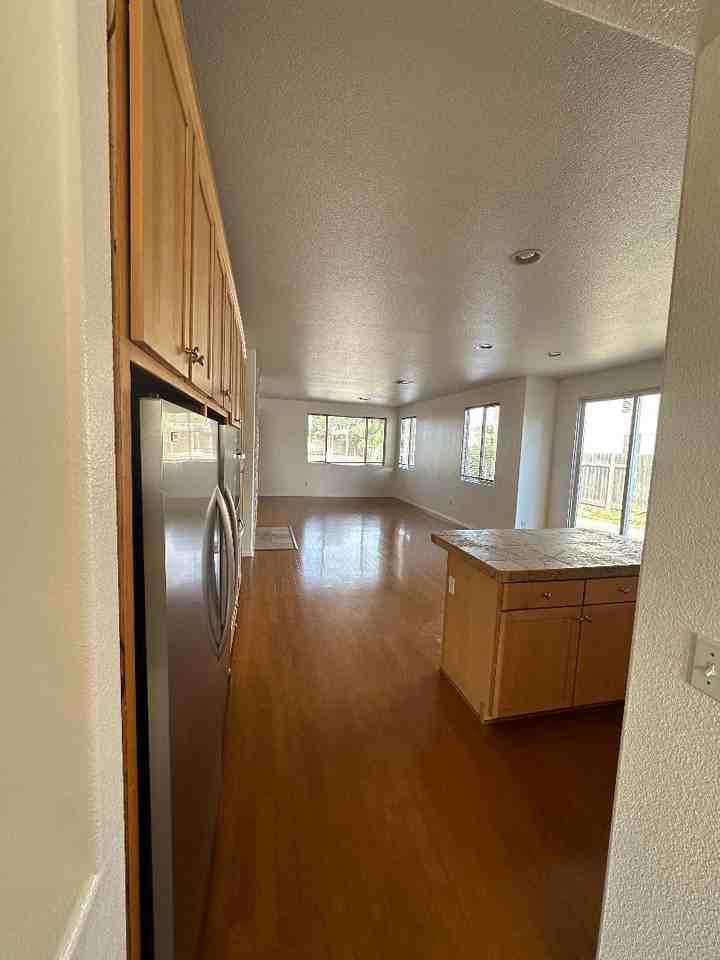 1815 Rosita Ave #NA - Photo 3 of 19