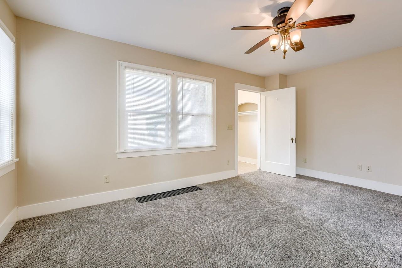 119 N 43rd St - Photo 4 of 28
